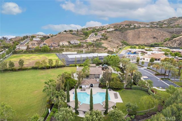 16562 Village Meadow, Riverside, CA 92503
