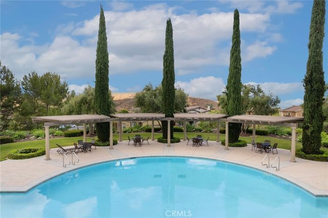 16562 Village Meadow, Riverside, CA 92503