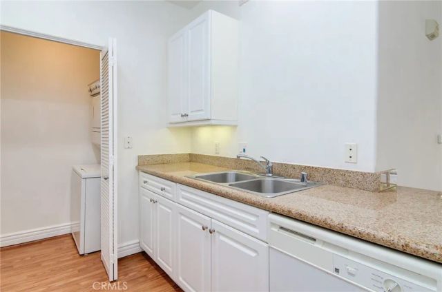 2220 Watermarke Place, Irvine, CA 92612