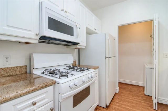 2220 Watermarke Place, Irvine, CA 92612