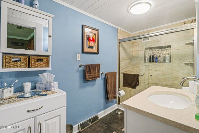 20645 Carter Road, Bowling Green, OH 43402