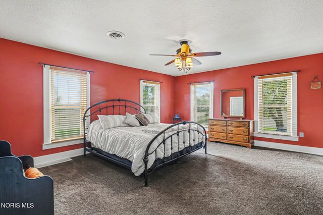 20645 Carter Road, Bowling Green, OH 43402