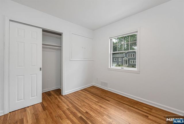 92 Arbor Drive, Ho-ho-kus, NJ 07423