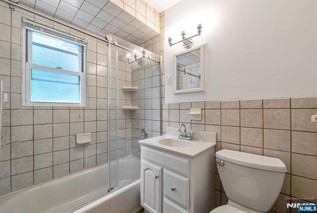 92 Arbor Drive, Ho-ho-kus, NJ 07423