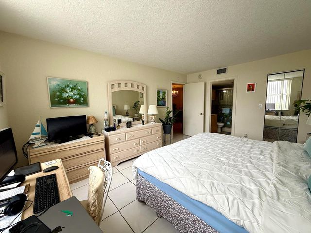 101 BRINY Avenue 409, Pompano Beach, FL 33062