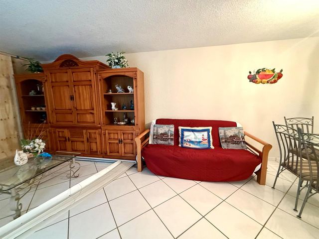 101 BRINY Avenue 409, Pompano Beach, FL 33062
