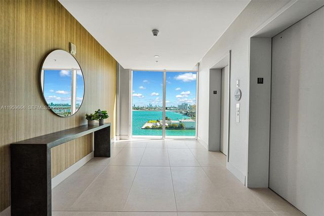 7910 Harbor Island Dr 1103, North Bay Village, FL 33141