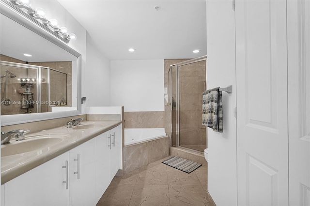 7910 Harbor Island Dr 1103, North Bay Village, FL 33141