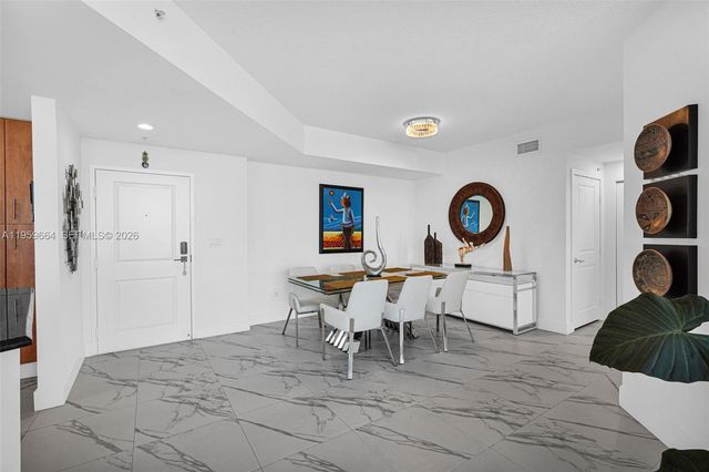 7910 Harbor Island Dr 1103, North Bay Village, FL 33141