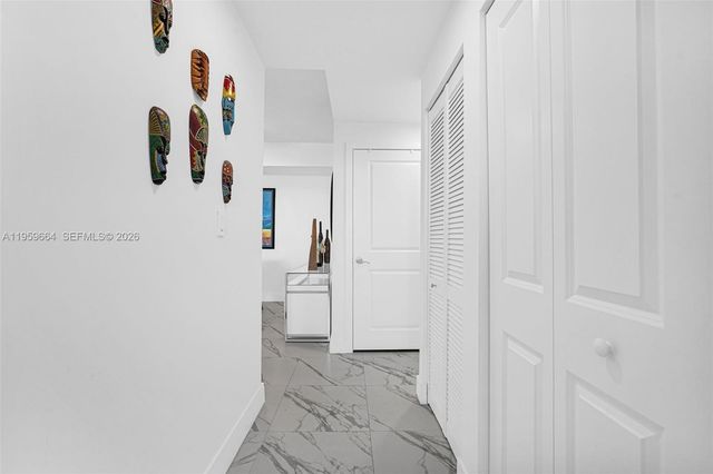 7910 Harbor Island Dr 1103, North Bay Village, FL 33141