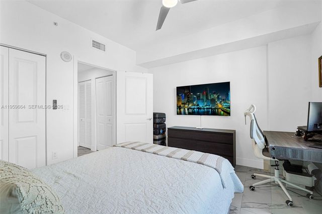 7910 Harbor Island Dr 1103, North Bay Village, FL 33141