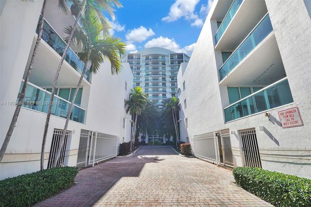 7910 Harbor Island Dr 1103, North Bay Village, FL 33141