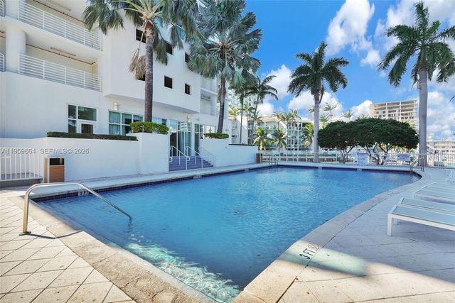 7910 Harbor Island Dr 1103, North Bay Village, FL 33141