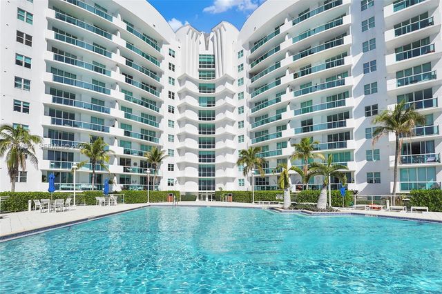 7910 Harbor Island Dr 1103, North Bay Village, FL 33141