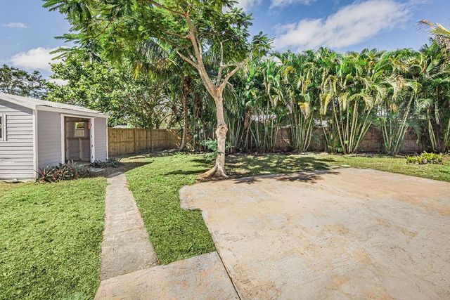 300 Riomar Drive, Port St. Lucie, Port St Lucie, FL 34952