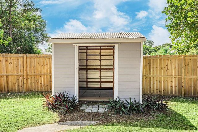 300 Riomar Drive, Port St. Lucie, Port St Lucie, FL 34952