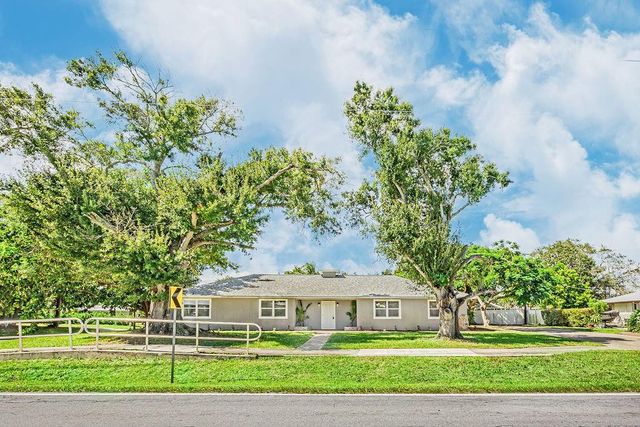 300 Riomar Drive, Port St. Lucie, Port St Lucie, FL 34952