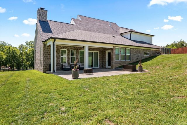 1510 Martha Leeville Rd, Lebanon, TN 37090