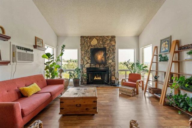 4439 La Canada, Fallbrook, CA 92028