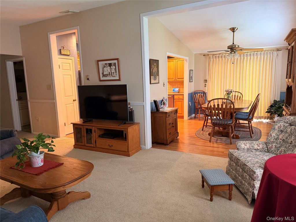 168 Pleasant Avenue, Montgomery, NY 12549 — photo 5