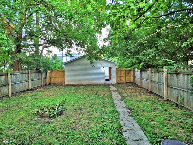 1820 Singleton Street, Indianapolis, IN 46203