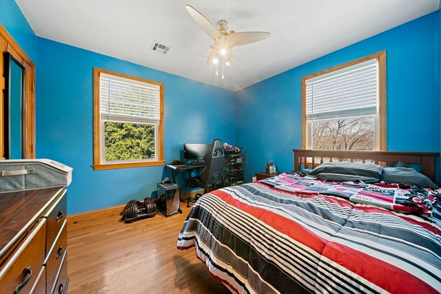 7 Oakwood Ave, Randolph, MA 02368