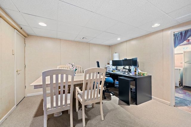7 Oakwood Ave, Randolph, MA 02368