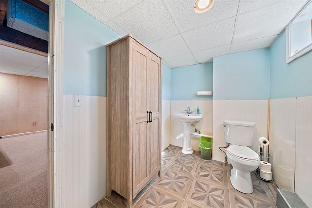 7 Oakwood Ave, Randolph, MA 02368