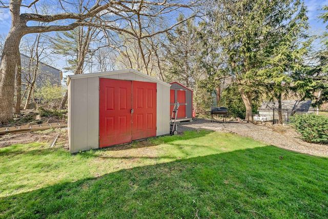 7 Oakwood Ave, Randolph, MA 02368
