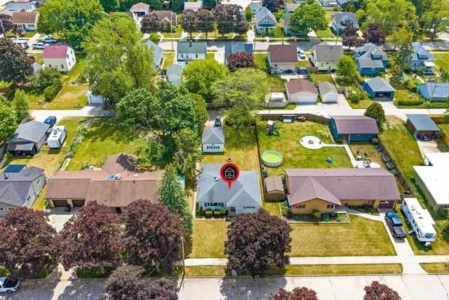 1727 30TH STREET, Two Rivers, WI 54241