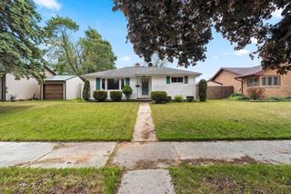 1727 30TH STREET, Two Rivers, WI 54241