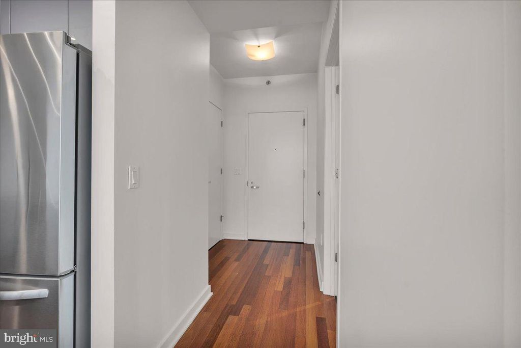 2101 MARKET #3704, PHILADELPHIA, PA 19103 — photo 5