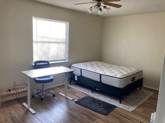 1421 S 12th Street S 108, Waco, TX 76706