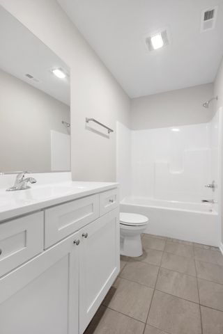 3033 W 82nd Place, Merrillville, IN 46410