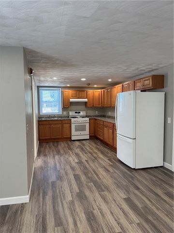 144 Broad Street 4, Cumberland, RI 02864
