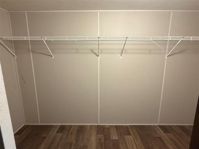 4790 Wickwillow Lane, Alvin, TX 77511