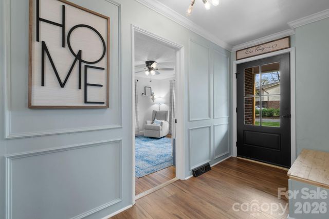 95 18th Avenue NW, Hickory, NC 28601