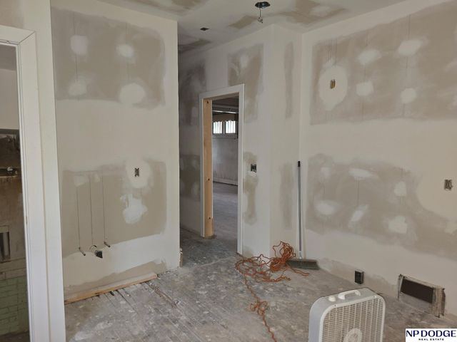 5340 N 28th Avenue, Omaha, NE 68111