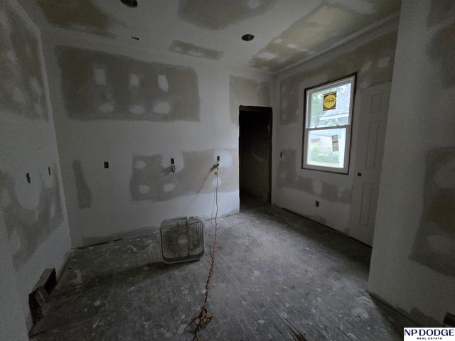 5340 N 28th Avenue, Omaha, NE 68111