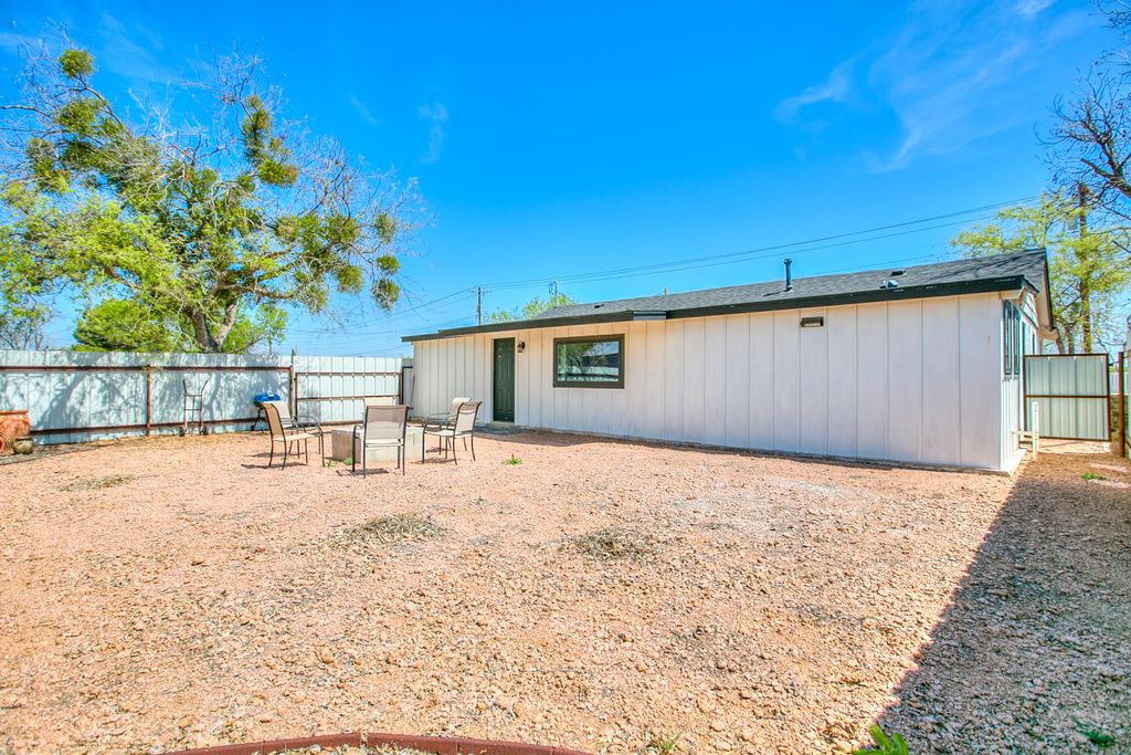 Image 22 of property listing at 2095 End Street, San Angelo, TX 76905