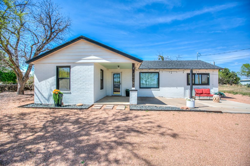 Image 3 of property listing at 2095 End Street, San Angelo, TX 76905