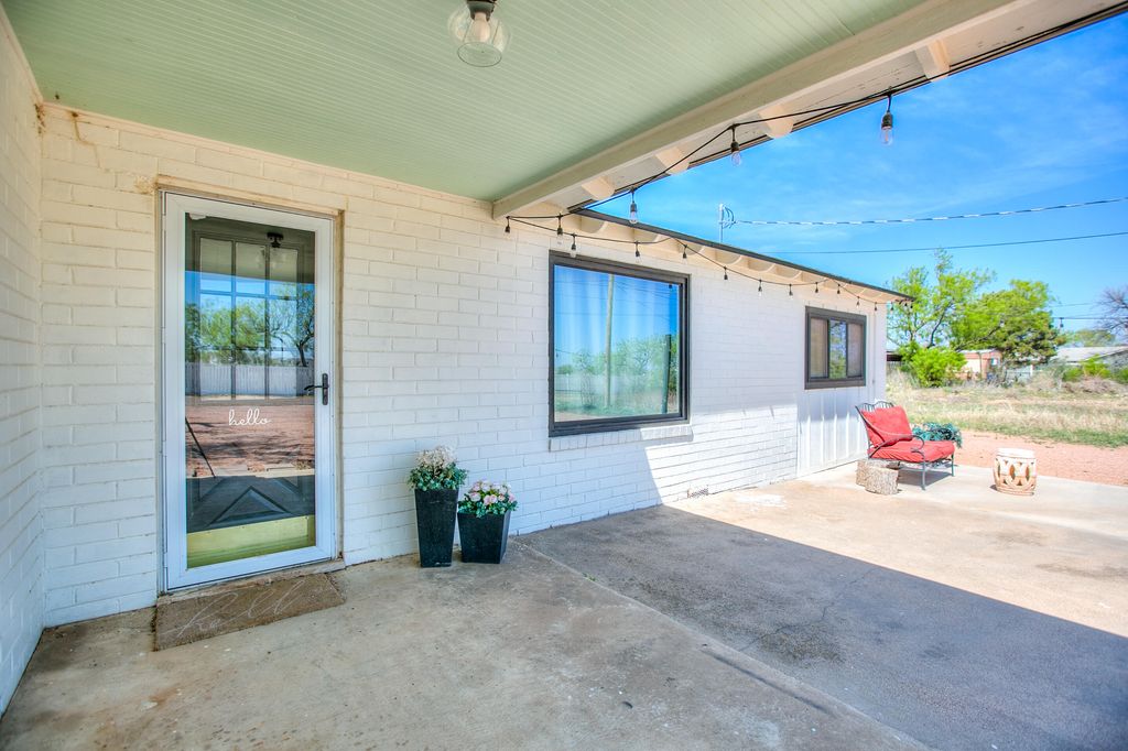 Image 5 of property listing at 2095 End Street, San Angelo, TX 76905