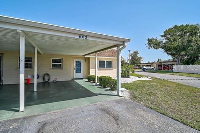602 PARK CIRCLE, Bradenton, FL 34207