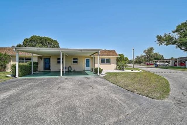 602 PARK CIRCLE, Bradenton, FL 34207