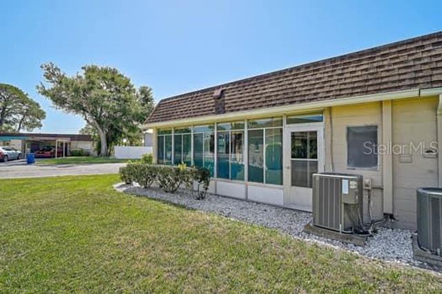 602 PARK CIRCLE, Bradenton, FL 34207