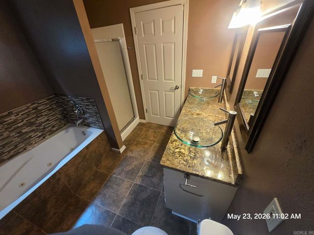 1718 Eagle Point Way, Benton, AR 72015