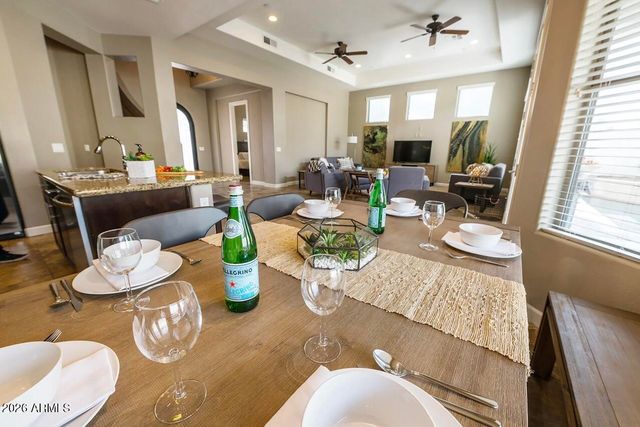 8502 E Amelia Avenue, Scottsdale, AZ 85251