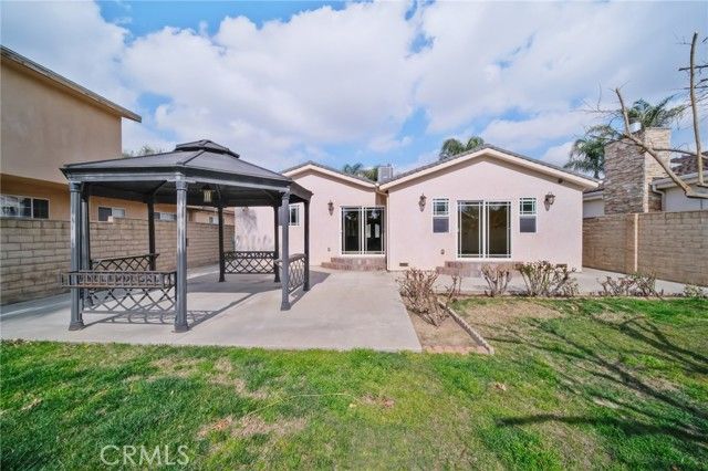 13816 Bessemer Street, Van Nuys (los Angeles), CA 91401