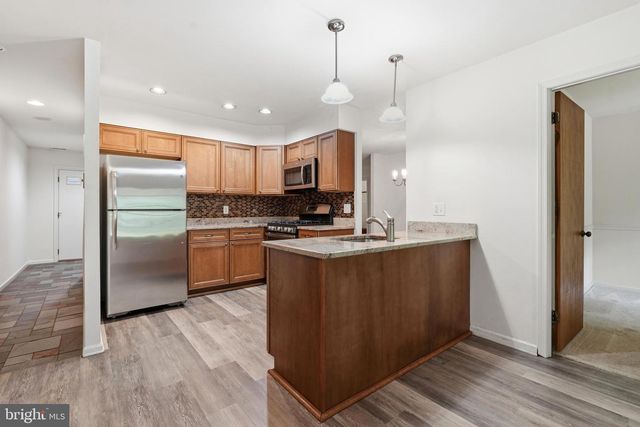 300 NEW RD, Southampton, PA 18966