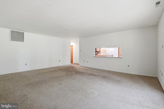 300 NEW RD, Southampton, PA 18966